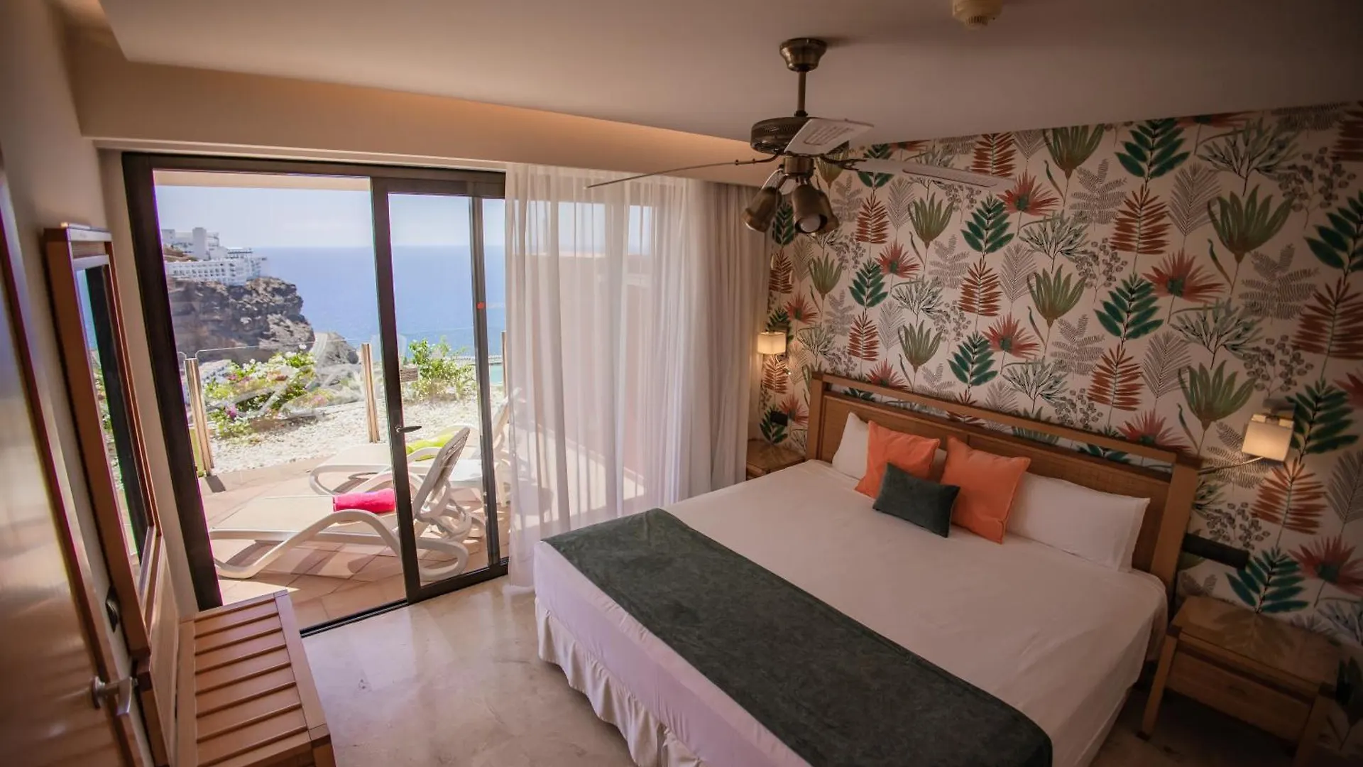Aparthotel Serenity Amadores Puerto Rico