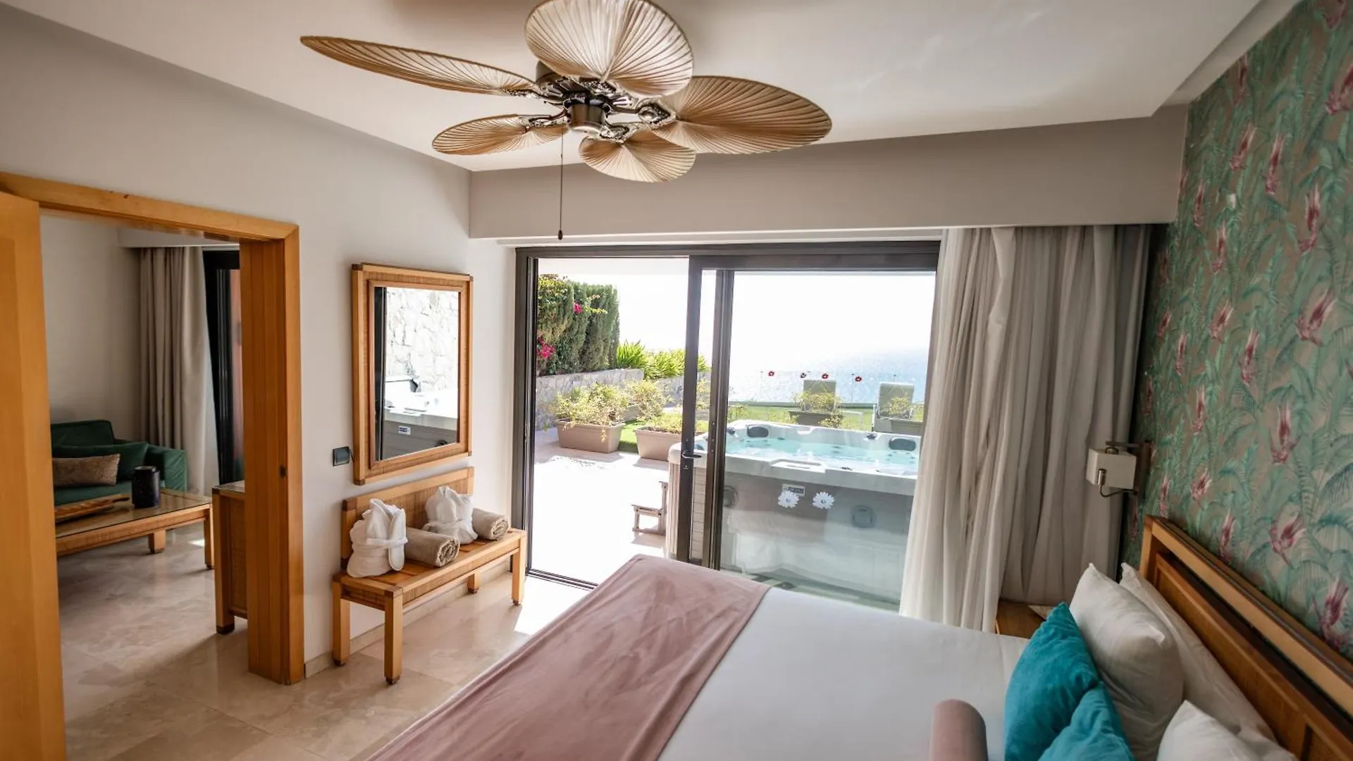 Aparthotel Serenity Amadores Puerto Rico
